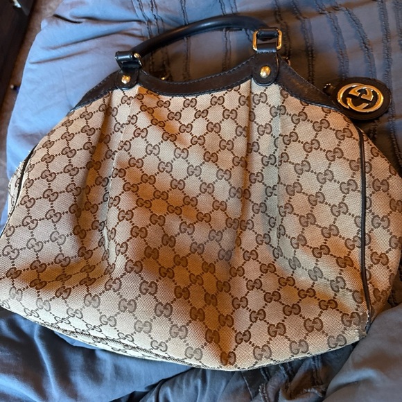 Gucci GG Canvas Sukey Purse - Picture 4 of 15